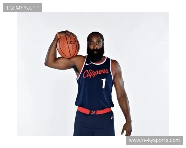 哈登转型组织核心，场均助攻联盟第一，哈登新动作